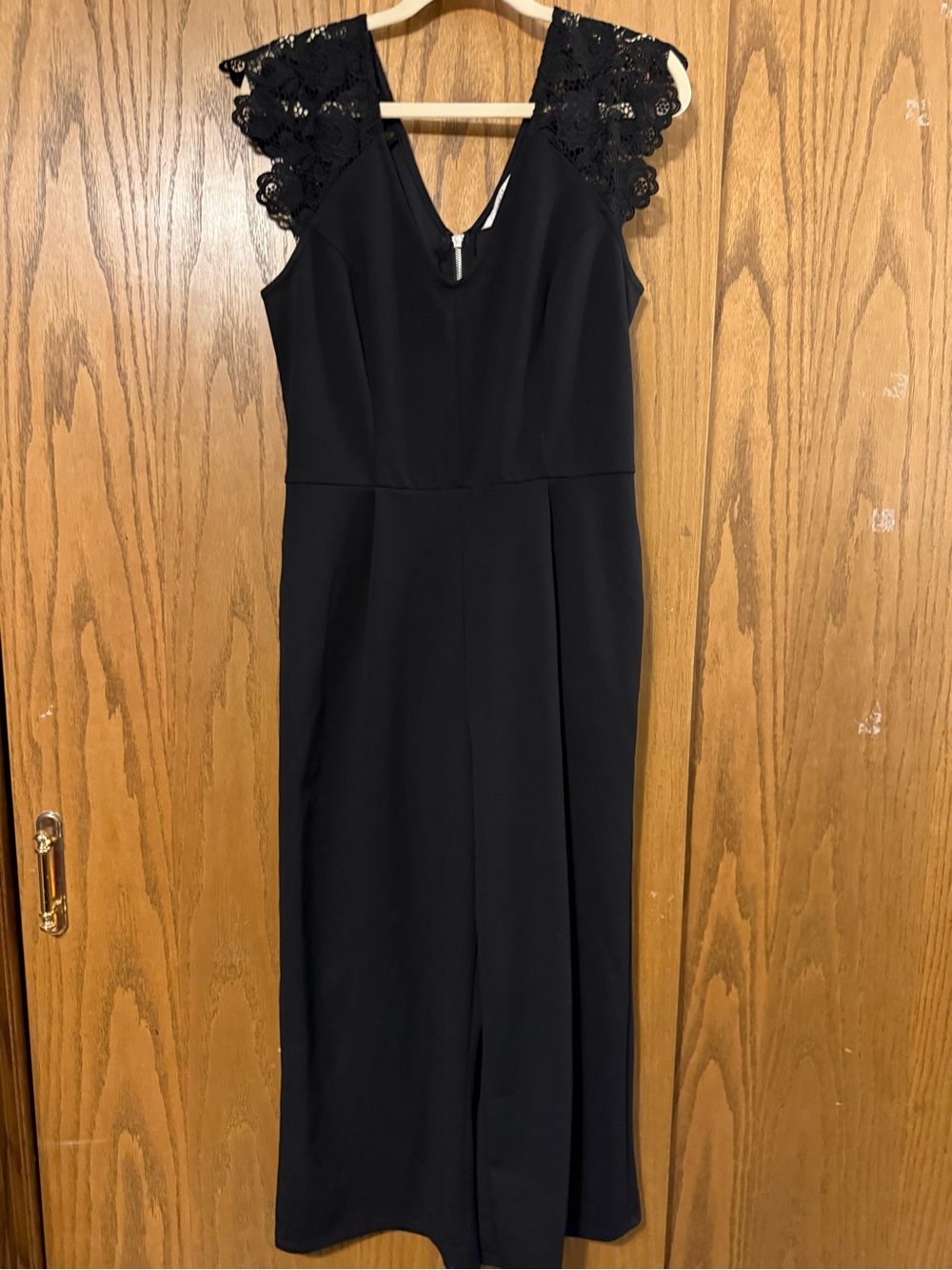 Speechless Black Lace-Shoulder Jumpsuit